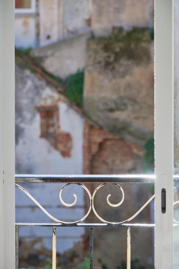 Central & Sunny 2Br Apt Near Beach, By Timecooler Σετούμπαλ Εξωτερικό φωτογραφία